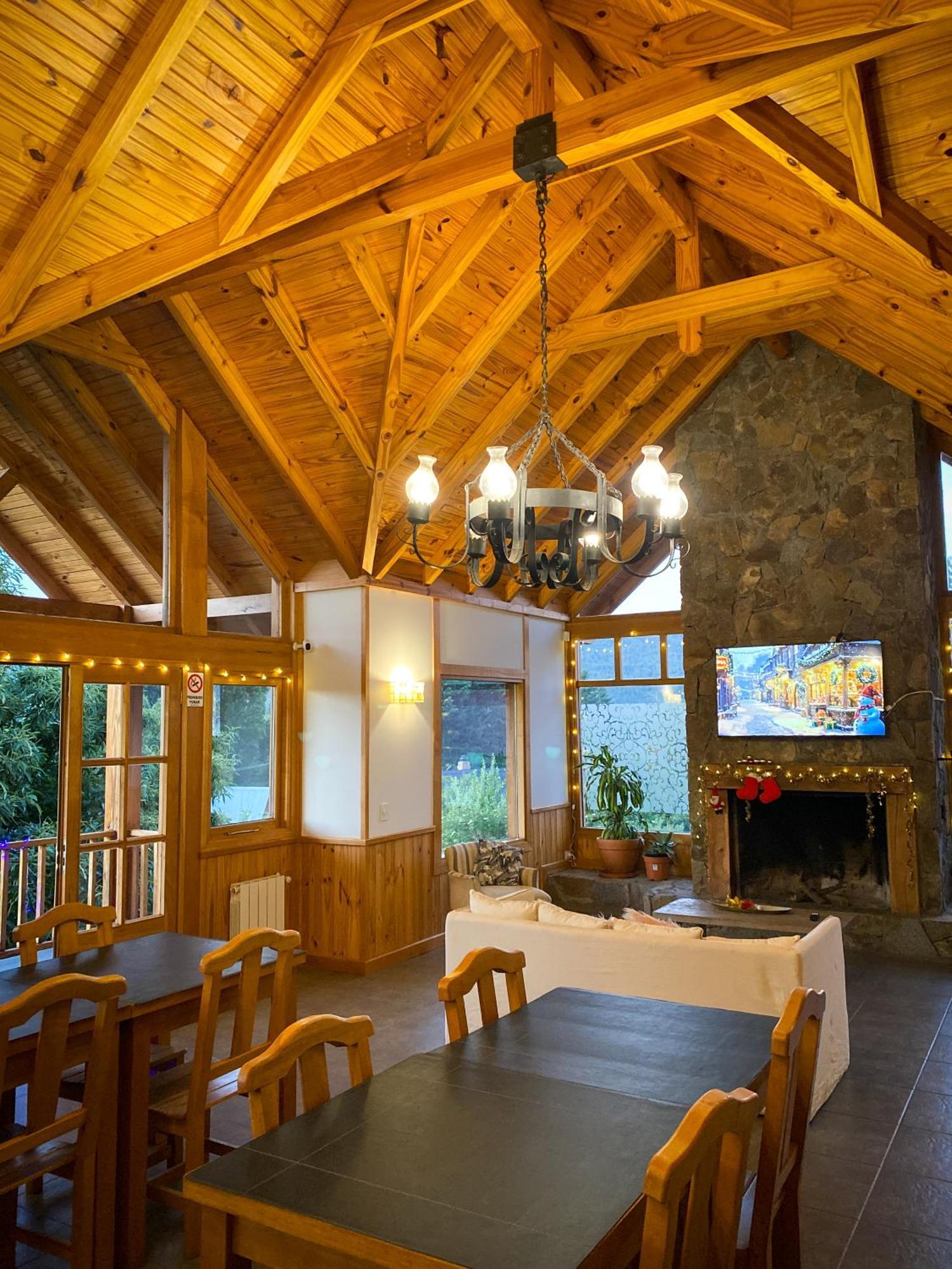 Hostería Bärenhaus San Martín de los Andes Exterior foto